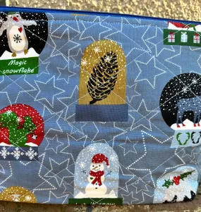 ANIMAL SNOW GLOBE Quilted Wedge Project Bag