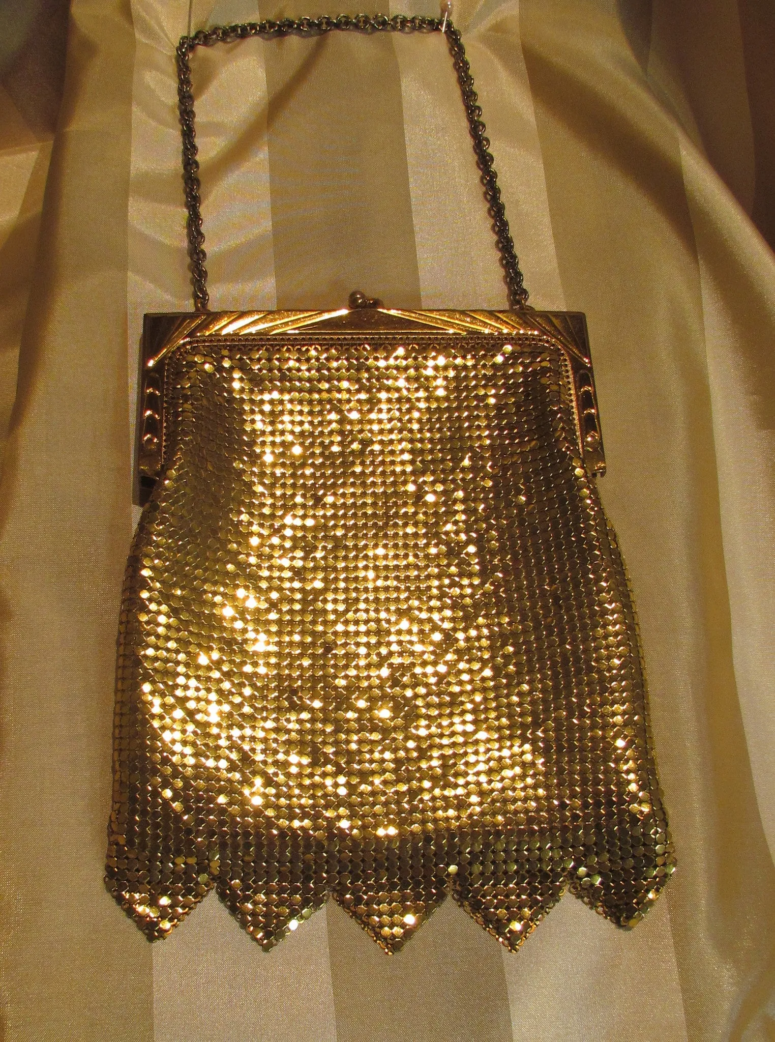 Art Deco Gold Purse Whiting Davis 1940s Mesh Purse Mint Condition Evening Handbag