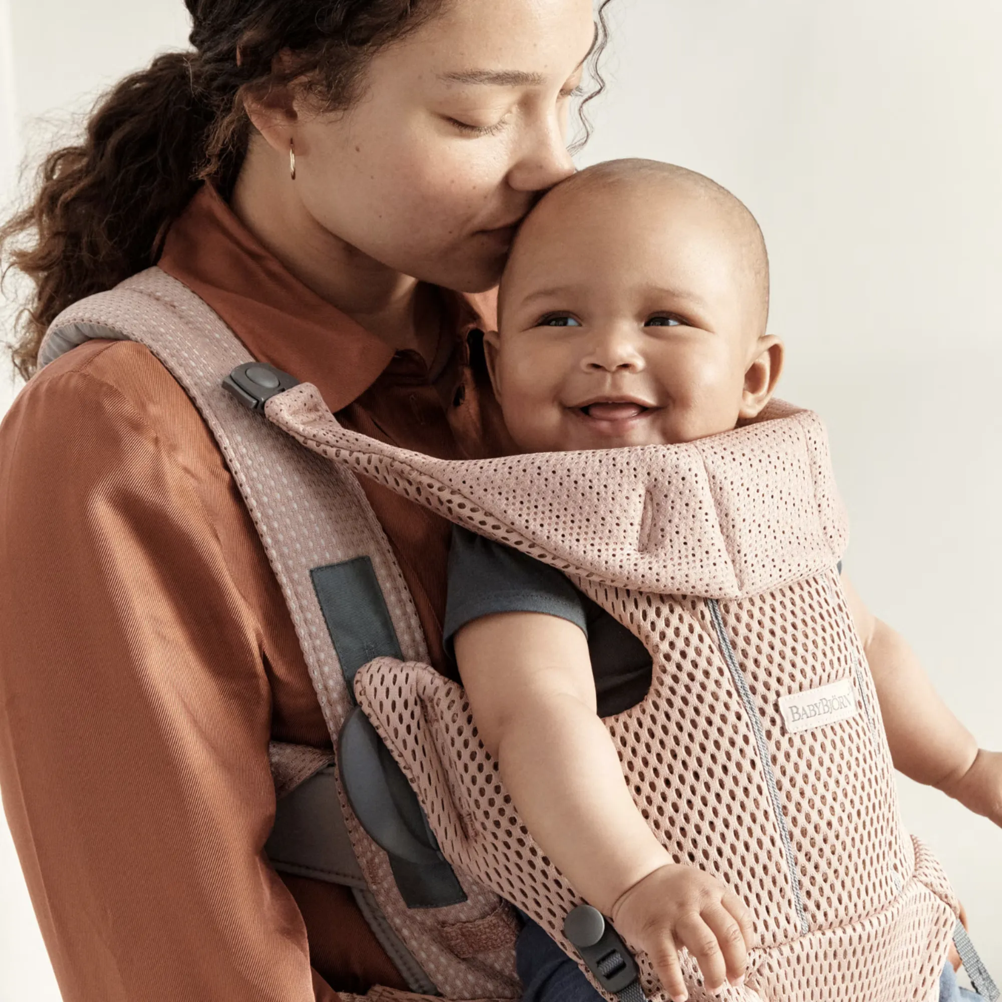 BABYBJÖRN Baby Carrier Free (3D Mesh)