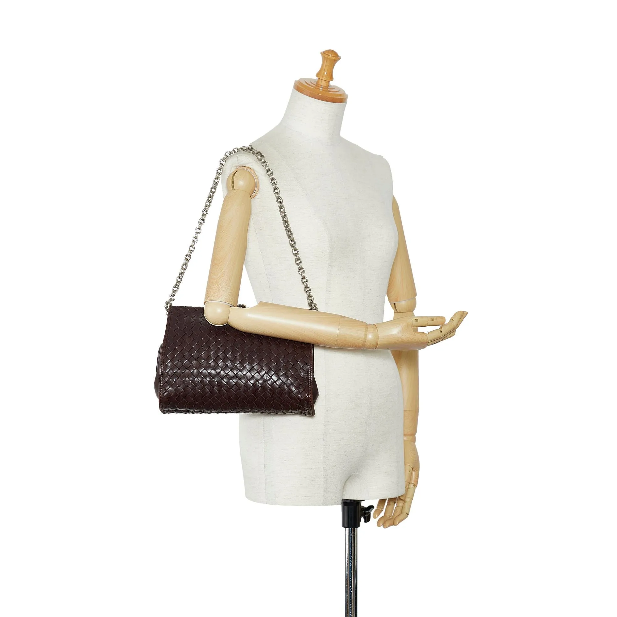 Bottega Veneta Intrecciato Shoulder Bag (SHG-cNKKx7)