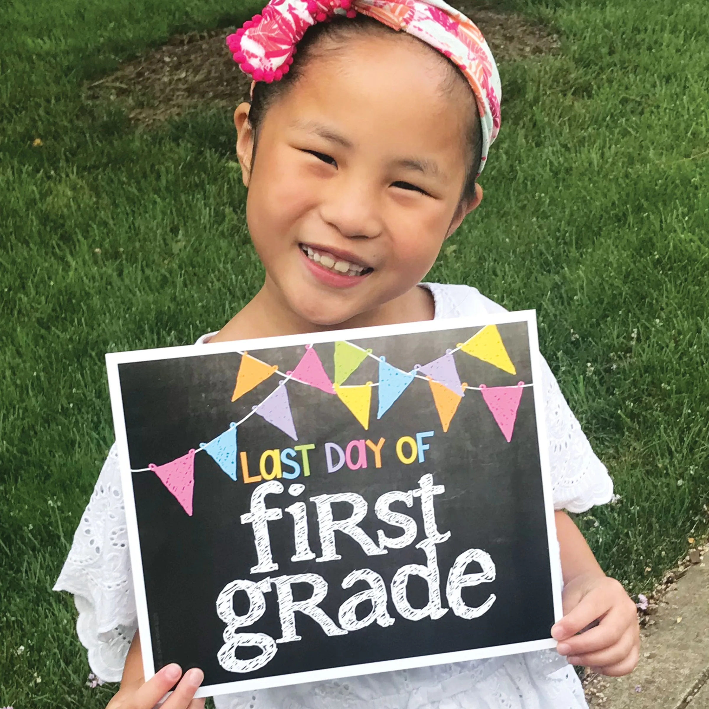 First & Last Day of School Signs | Photo Prop Deck | 17 Grades including T-K | (4) Styles