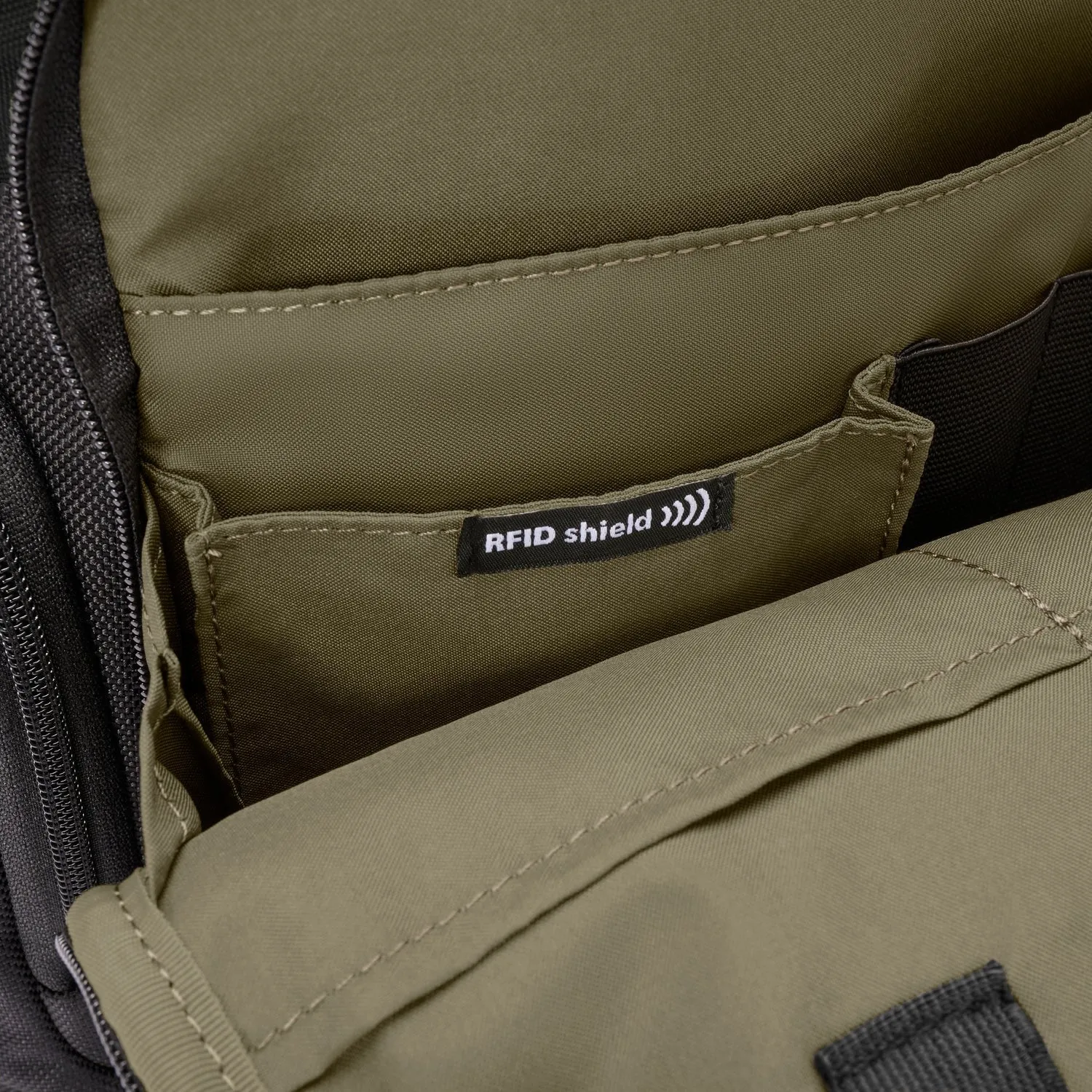 HTA Medium Cargo Backpack - Black