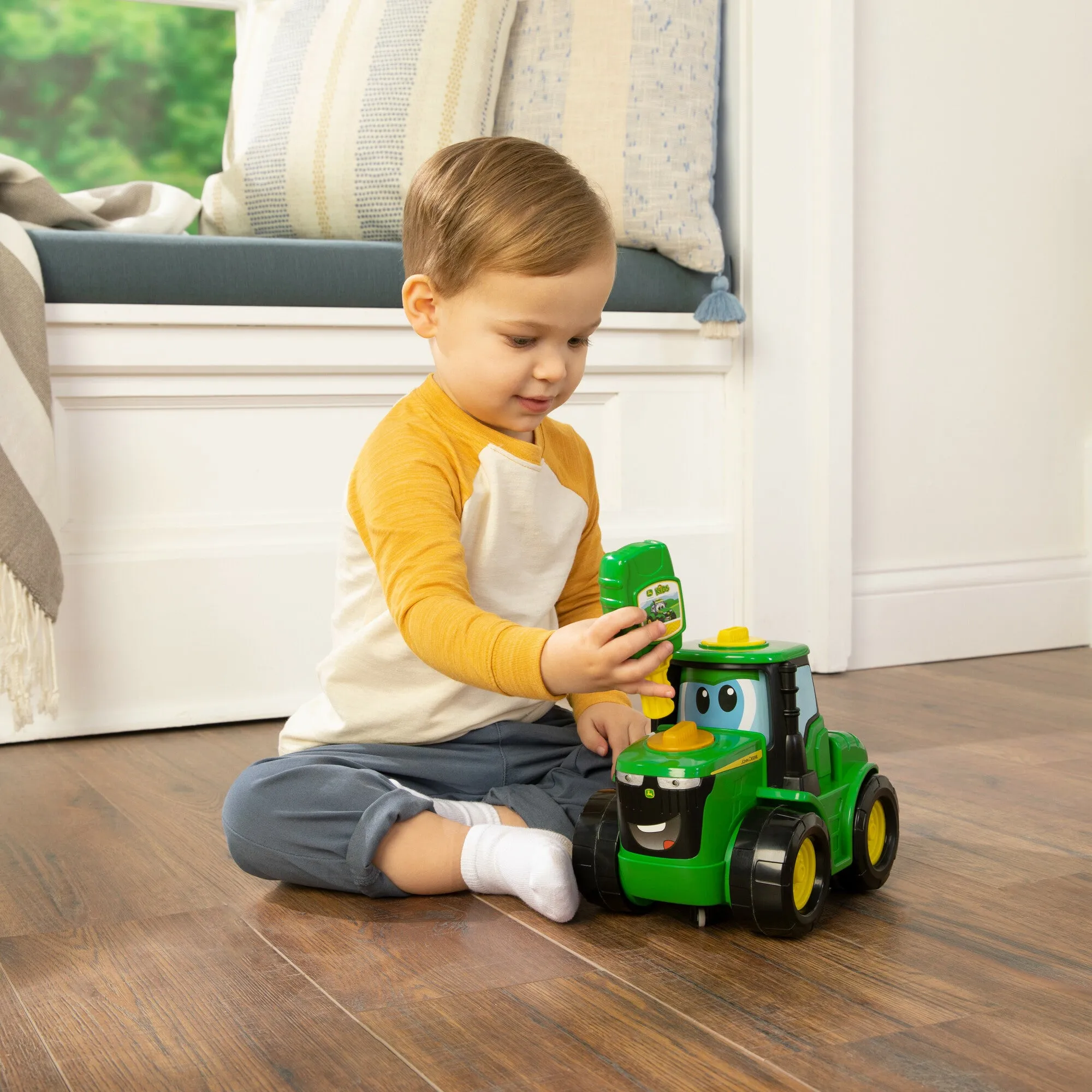 John Deere Key & Go Johnny Tractor