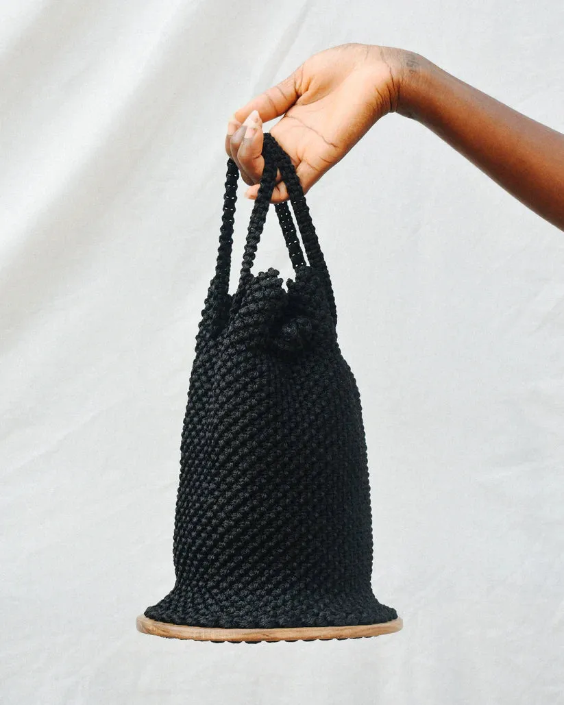 KAYADUA Agudie Round Base Kneated Bucket Handbag