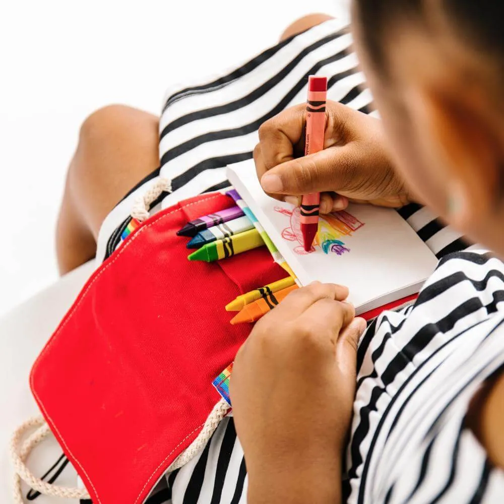 Rainbow Purse For Little Girl: "My niece is gonna love this"