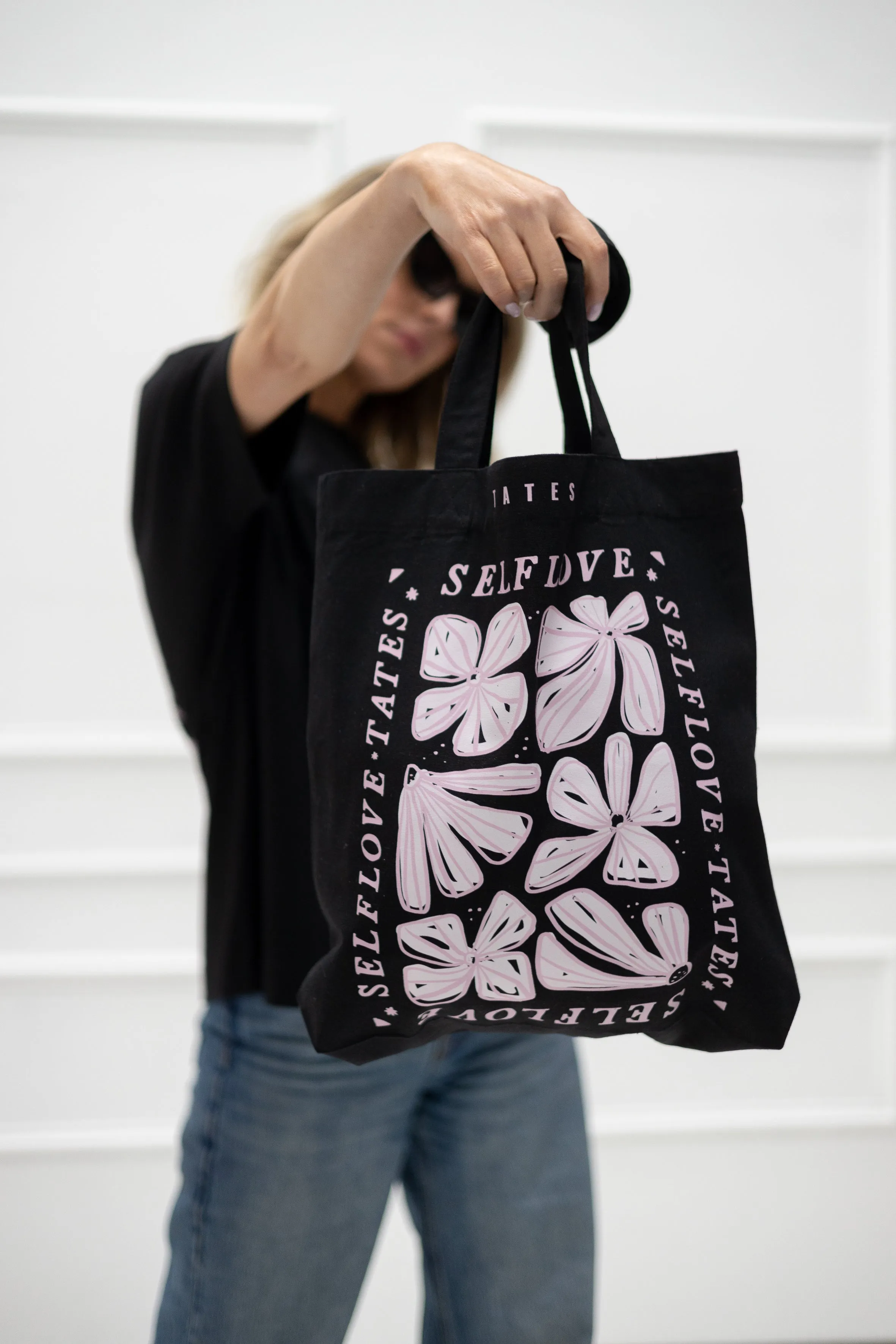 Tote bag mit "Selflove flowers" Motiv