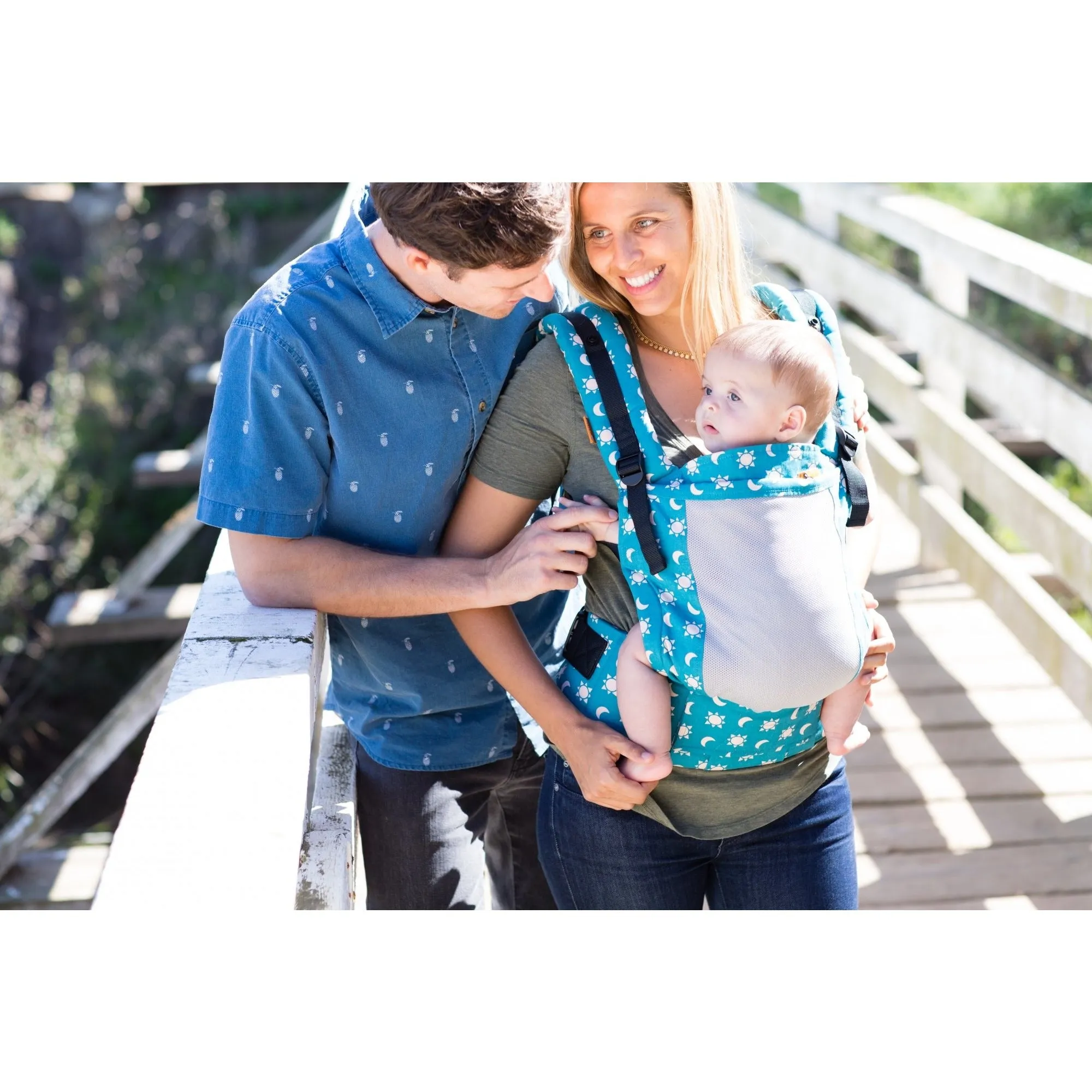 Tula Toddler Carrier - Coast Aurora