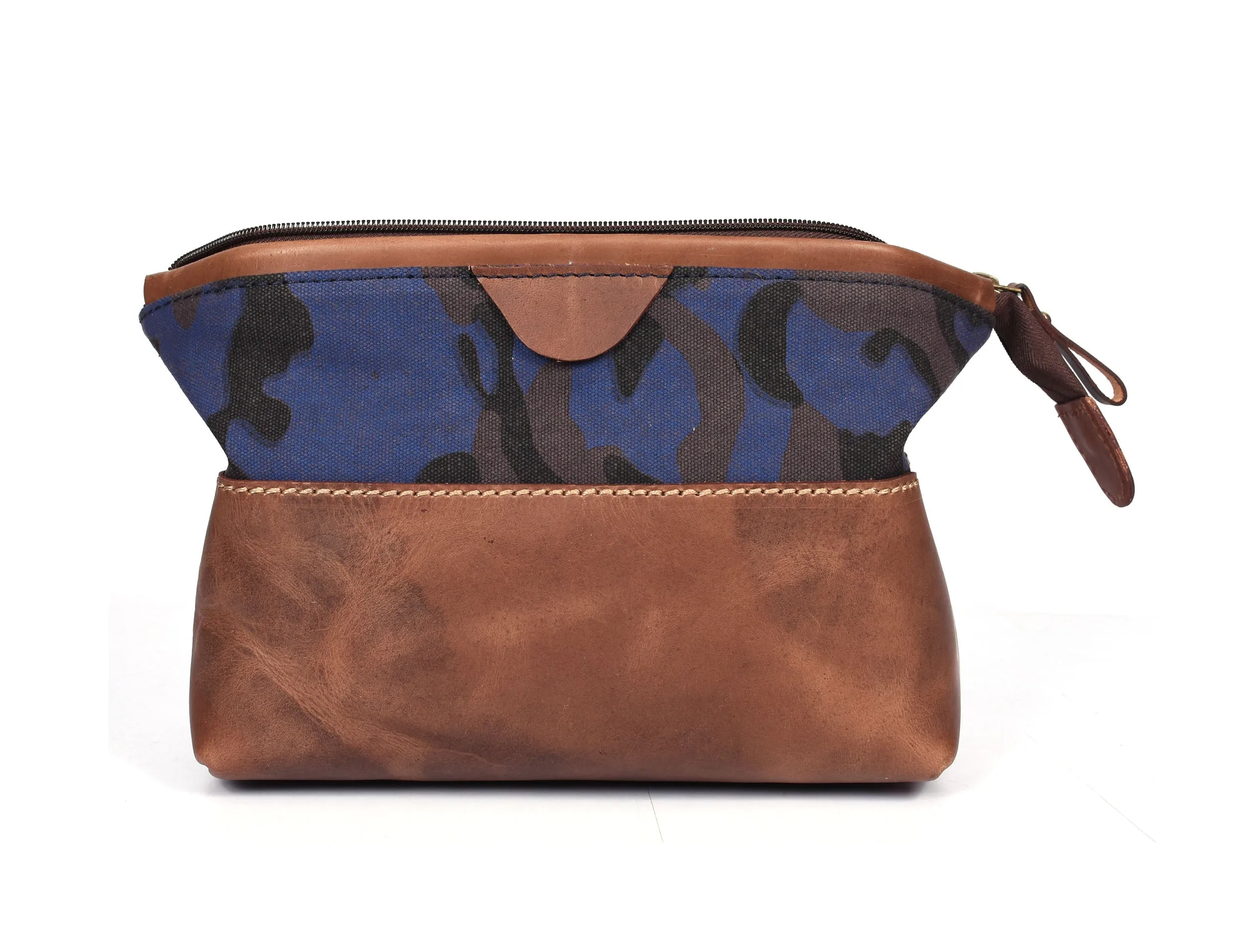 Tyler Leather Camouflage Toiletry Bag -  Camo Green