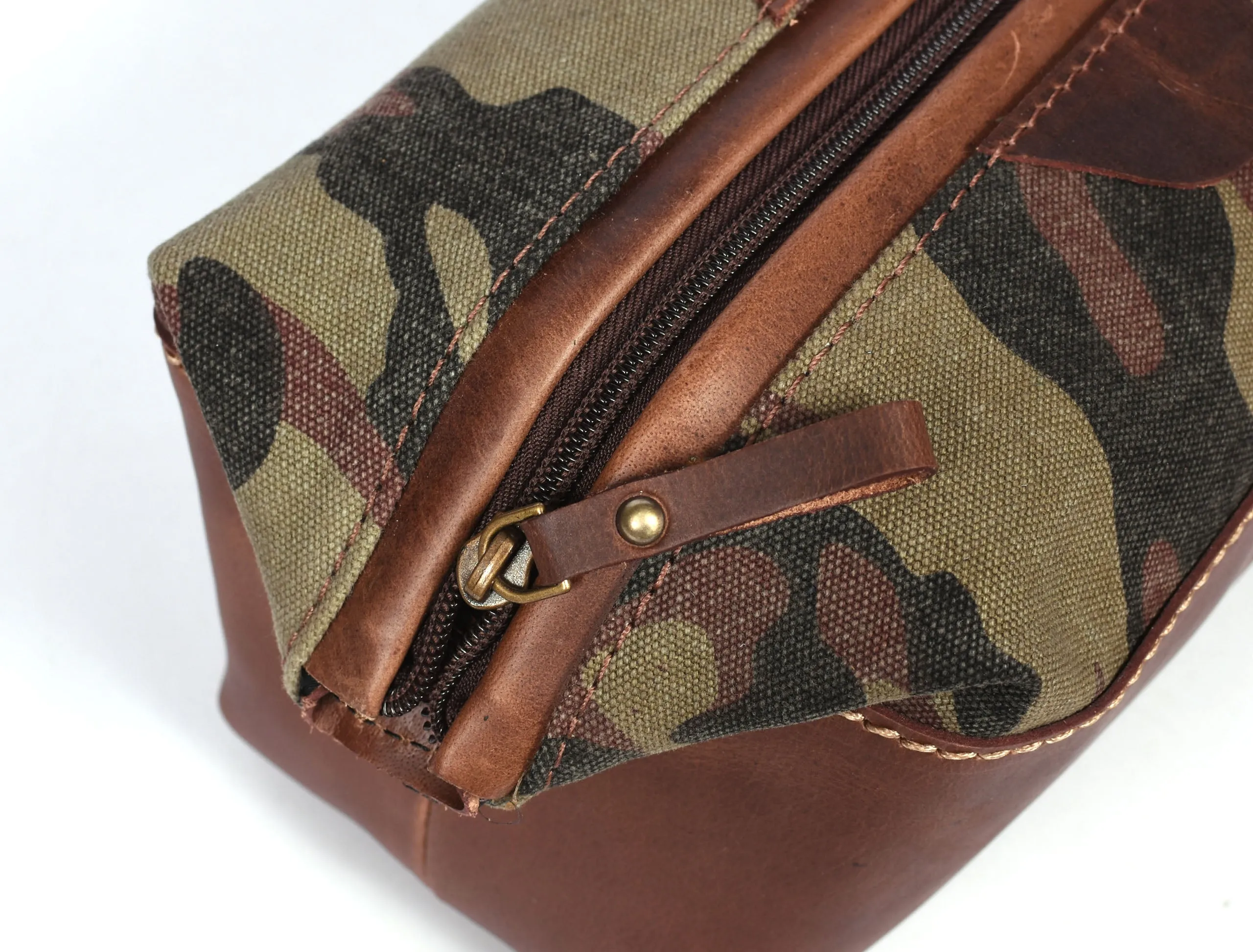 Tyler Leather Camouflage Toiletry Bag -  Camo Green