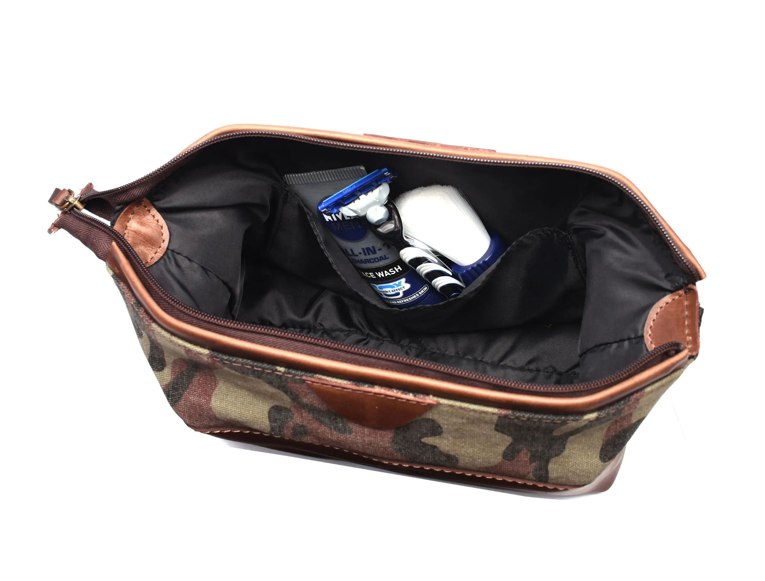 Tyler Leather Camouflage Toiletry Bag -  Camo Green